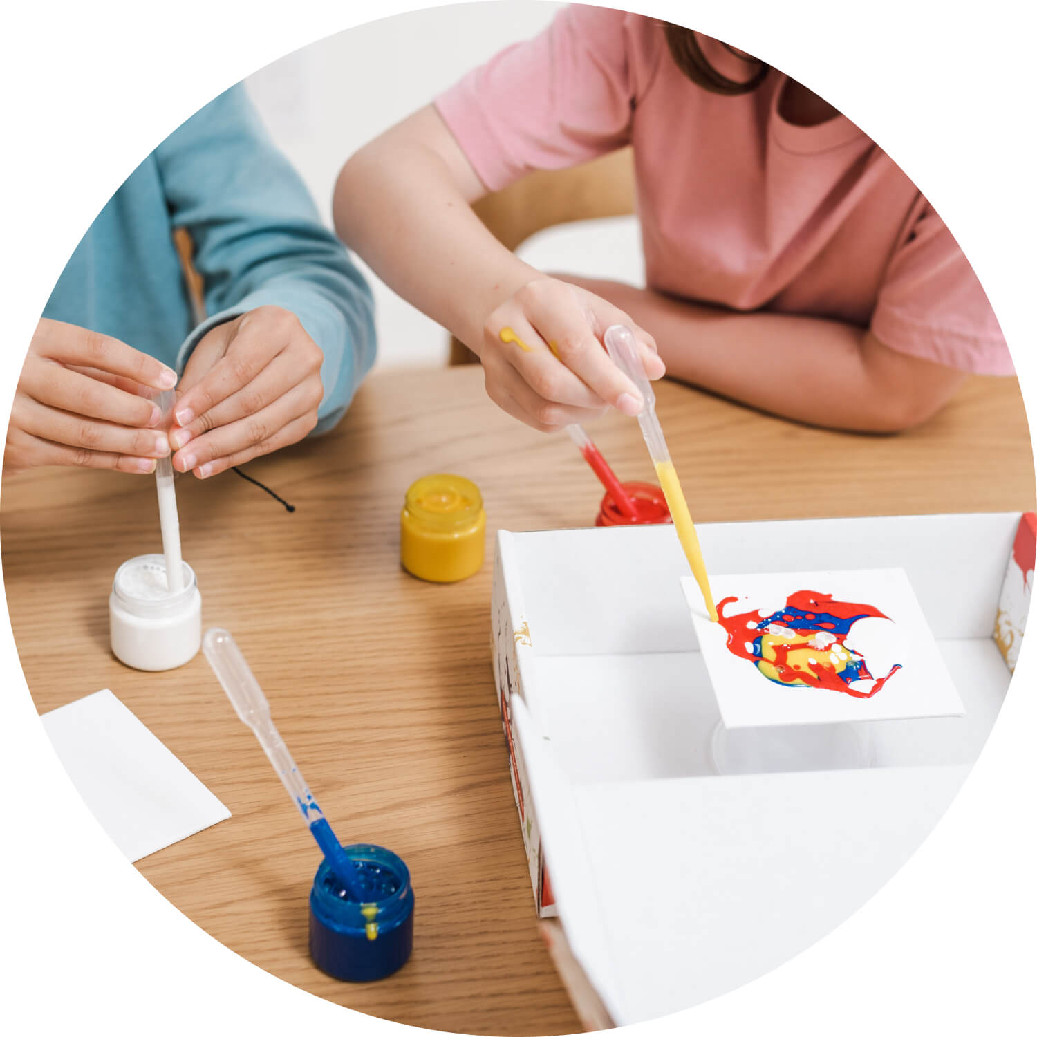 Parent and child hands‑on play