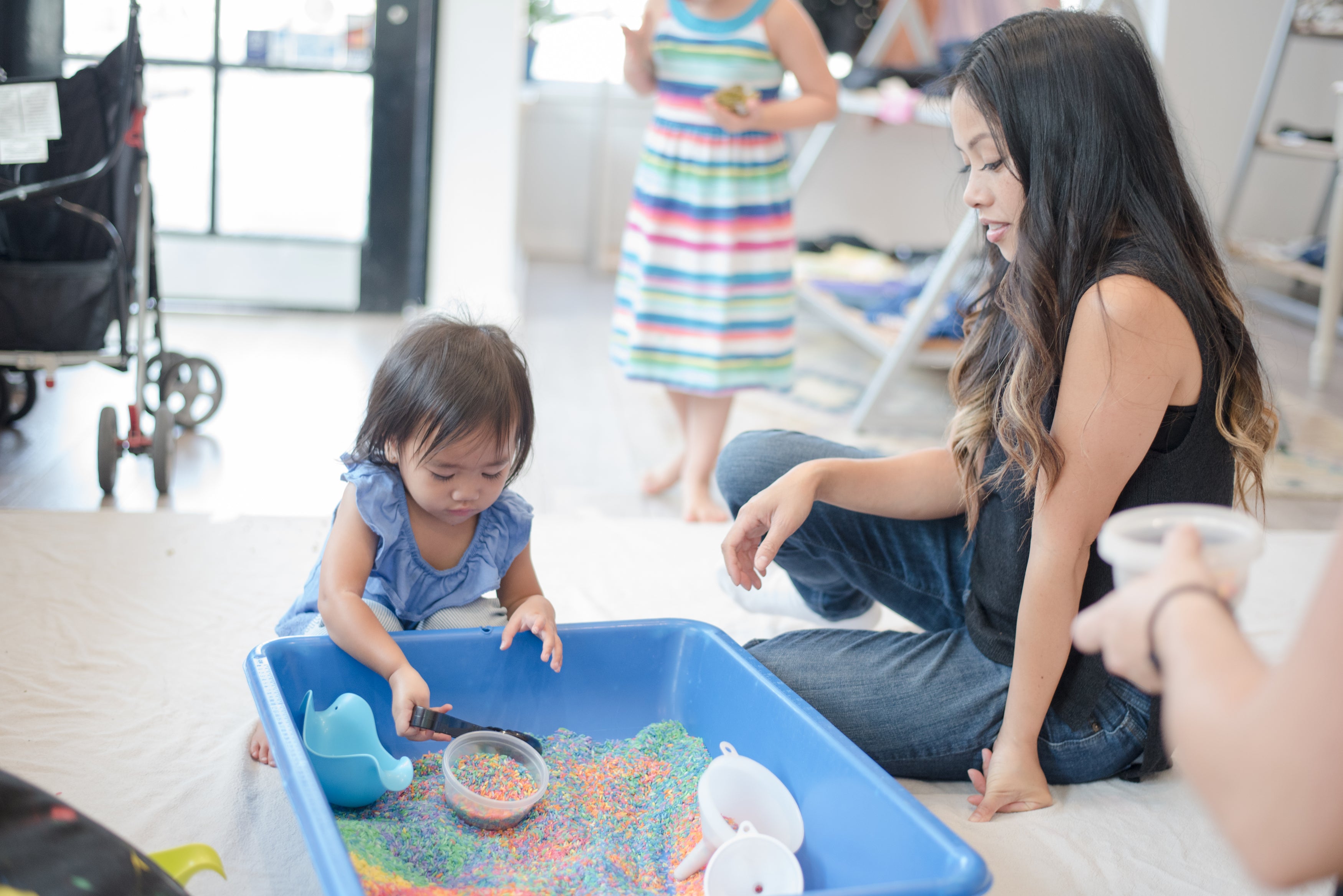 What Is Sensory Play and How Does It Benefit Your Child? – Messy