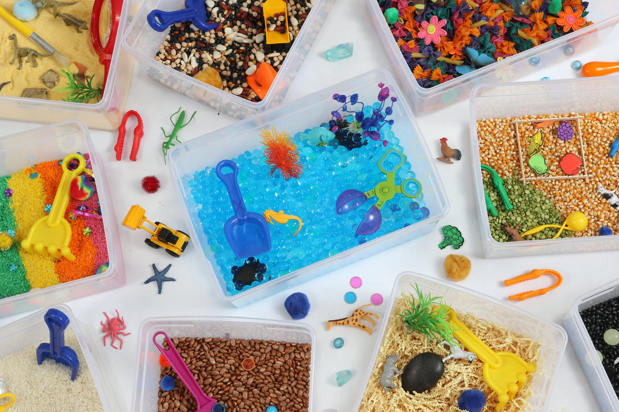 Safe and Unsafe Sensory Materials for the base of your Sensory Bin – Messy  Play Kits