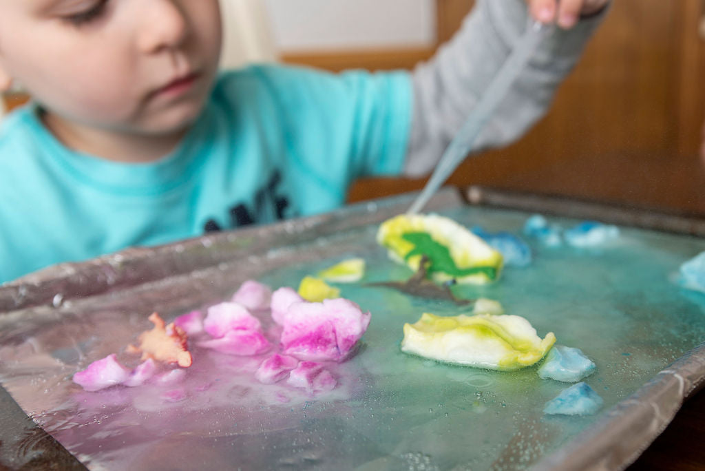 Dinosaur Dig Messy Play Kit